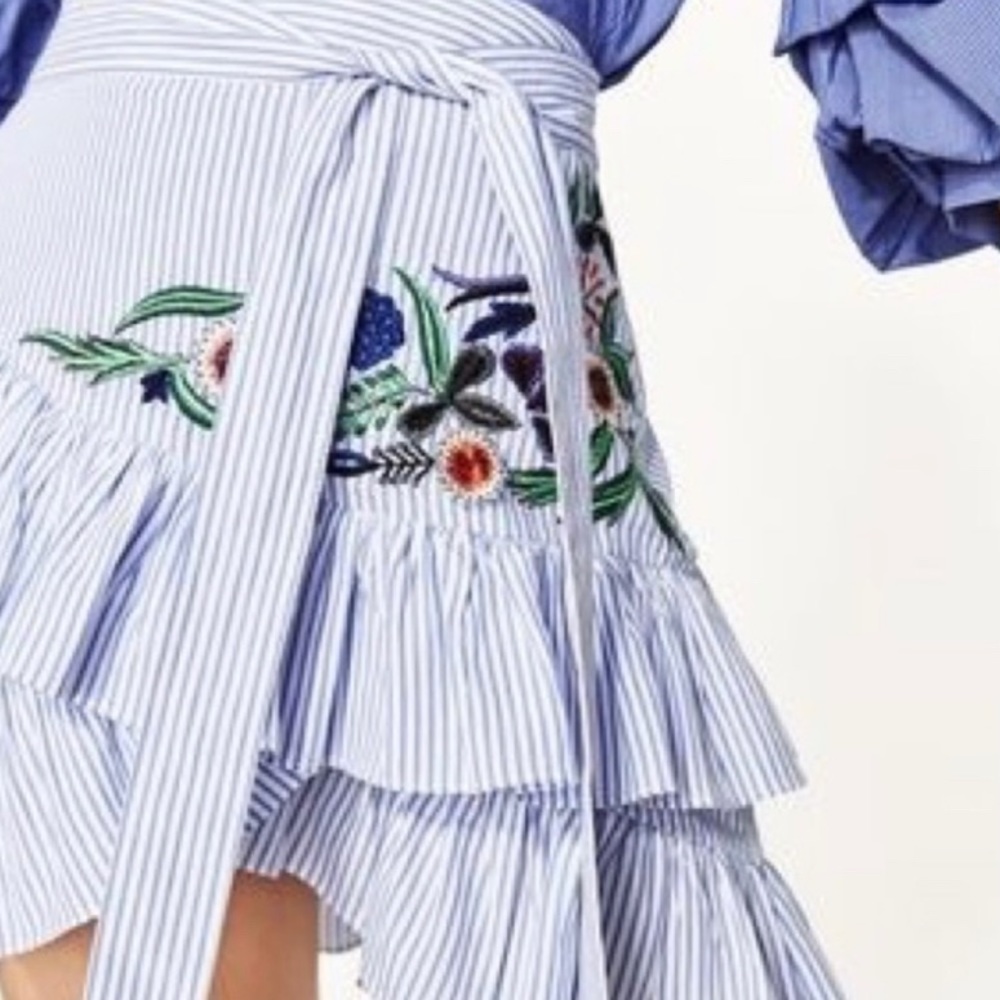 Striped wrap Ruffled embroidered skirt